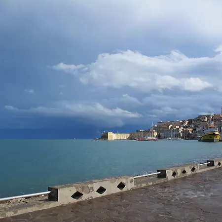 Caprino Gaeta