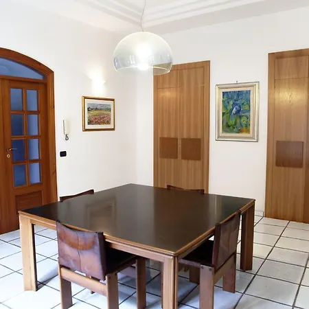 Bed & Breakfast Caprino 3*